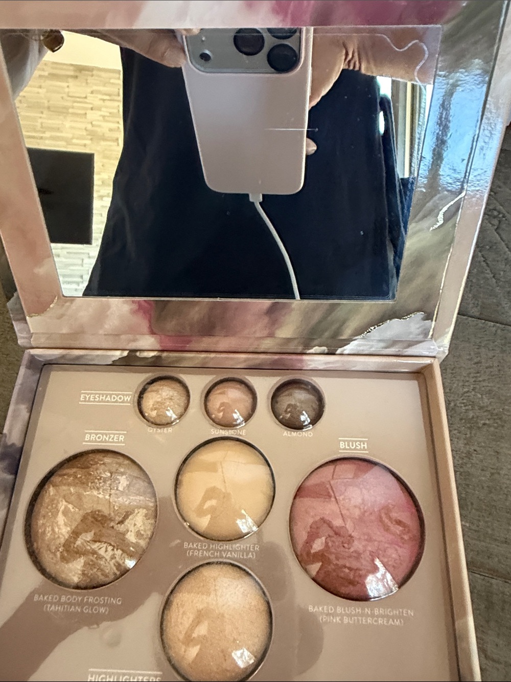 Laura Geller Pink and Gold Marble Baked Full Face Palette